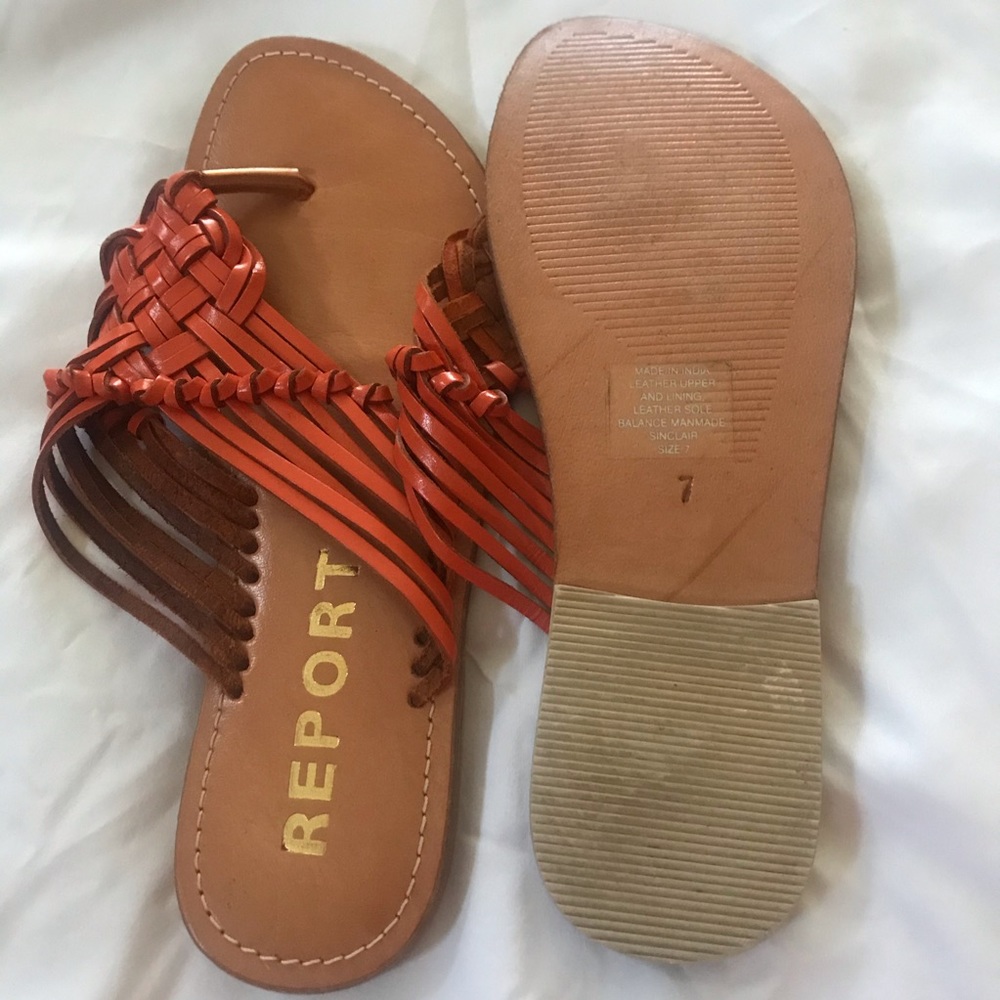 Report Slippers size 7